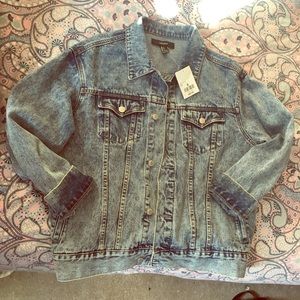 Oversize acid wash denim jacket